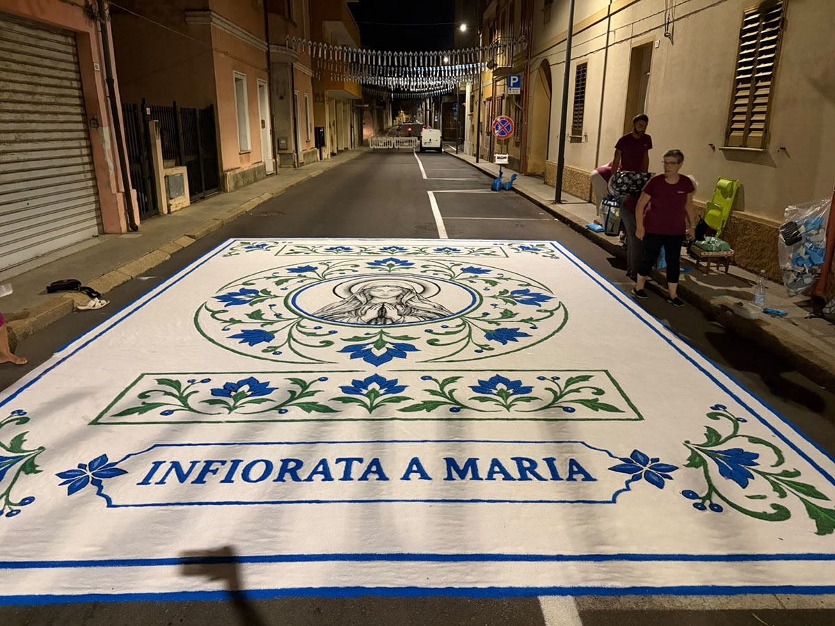 Tradición y efímera belleza: La Infiorata de Santa Maria en Guspini